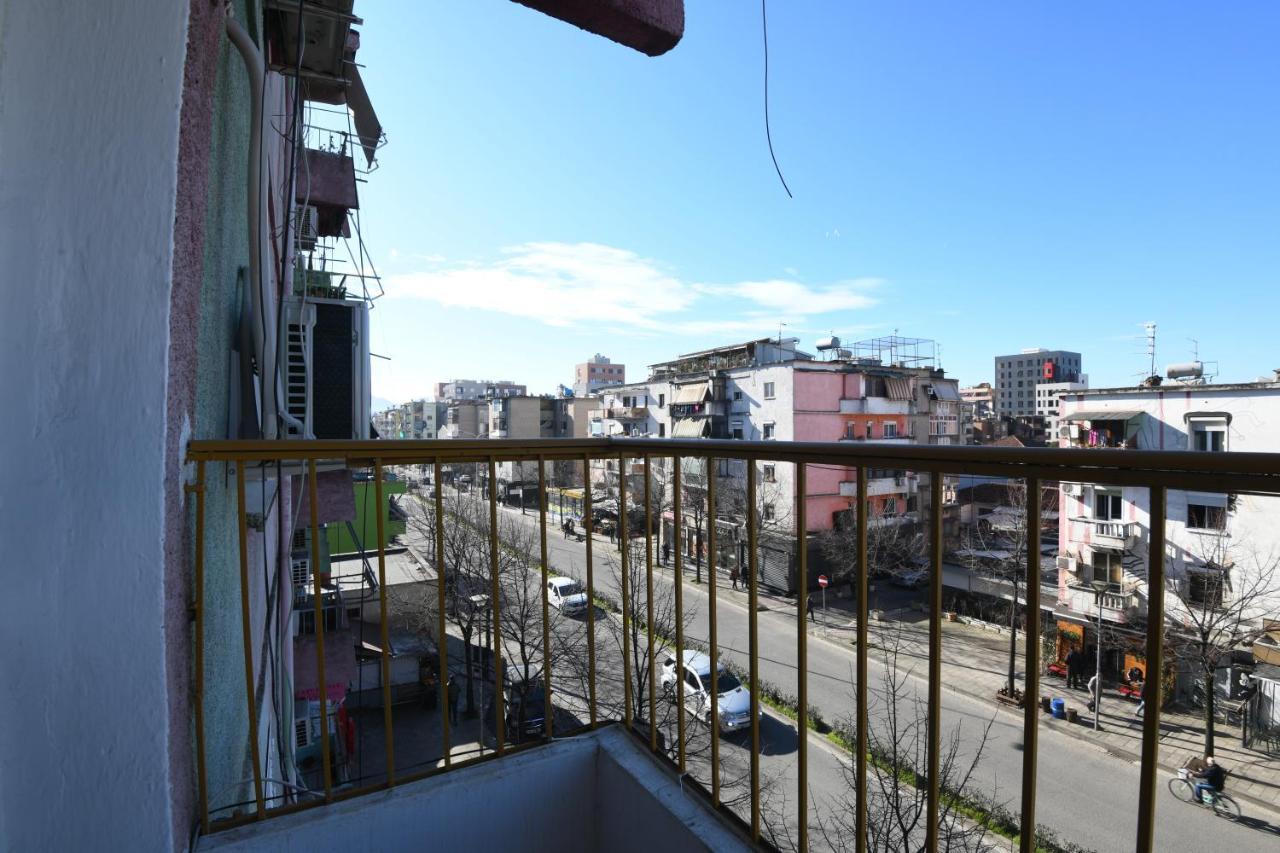 Rondine Studio Apartment Tirana Exterior photo